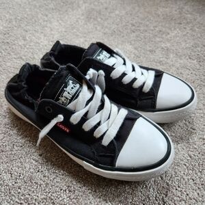 Women's Levi's Stan G Black Denim Sneakers Comfort Tech Size 7